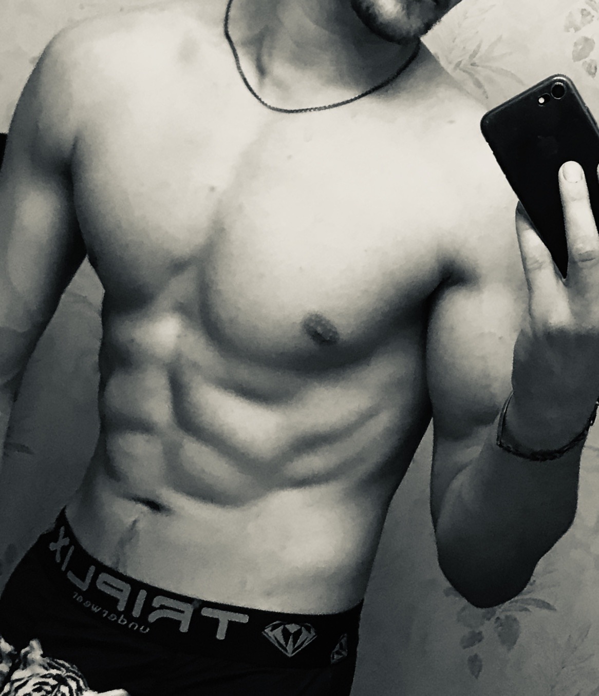 Finn - Edegem - Anvers | Annonce Rencontre